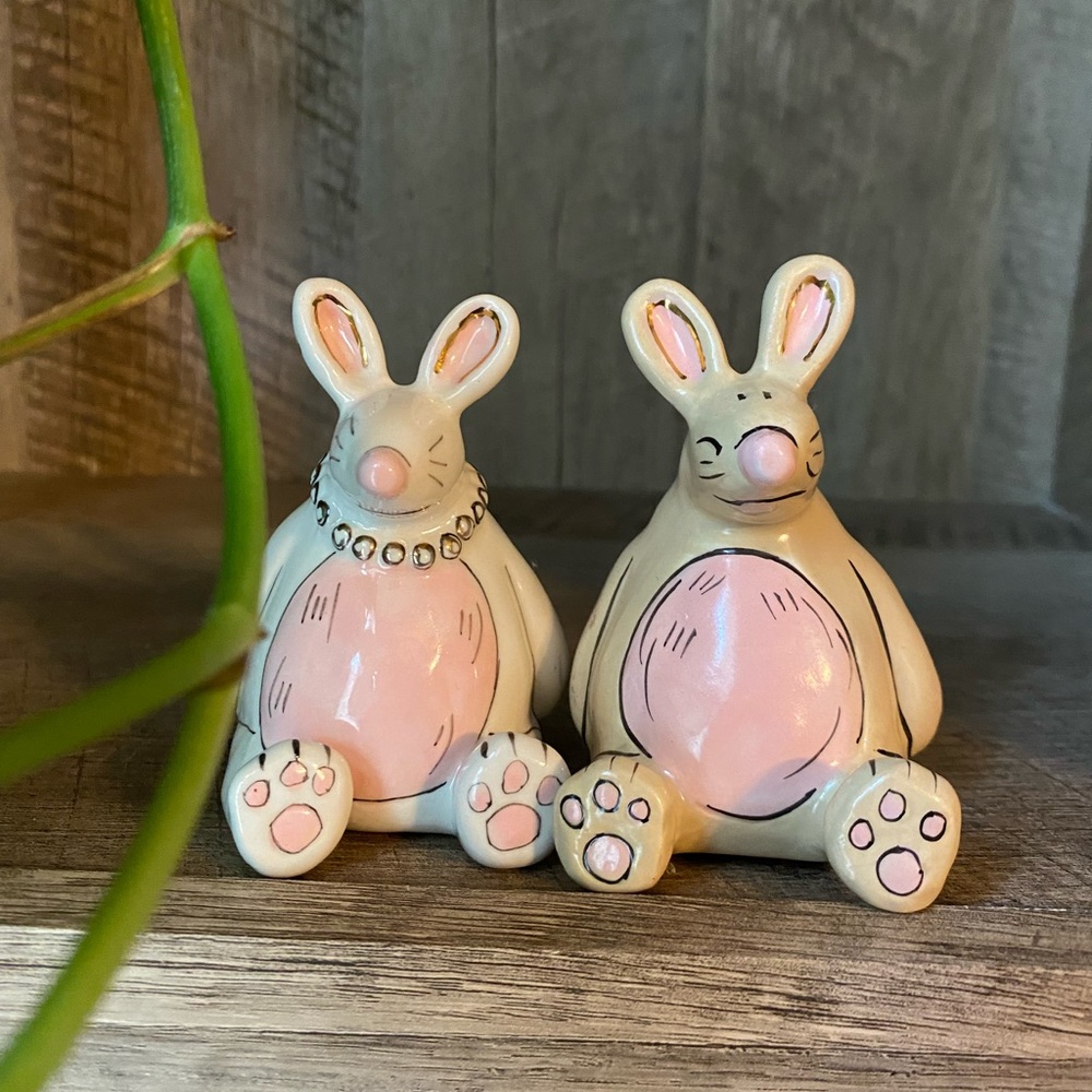 Heather Goldminc salt and pepper shakers